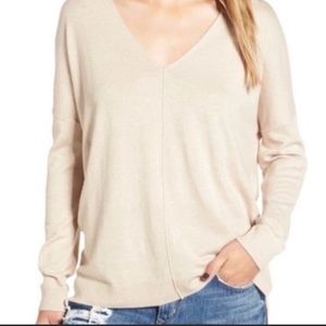 Nordstrom LEITH V-neck oatmeal sweater